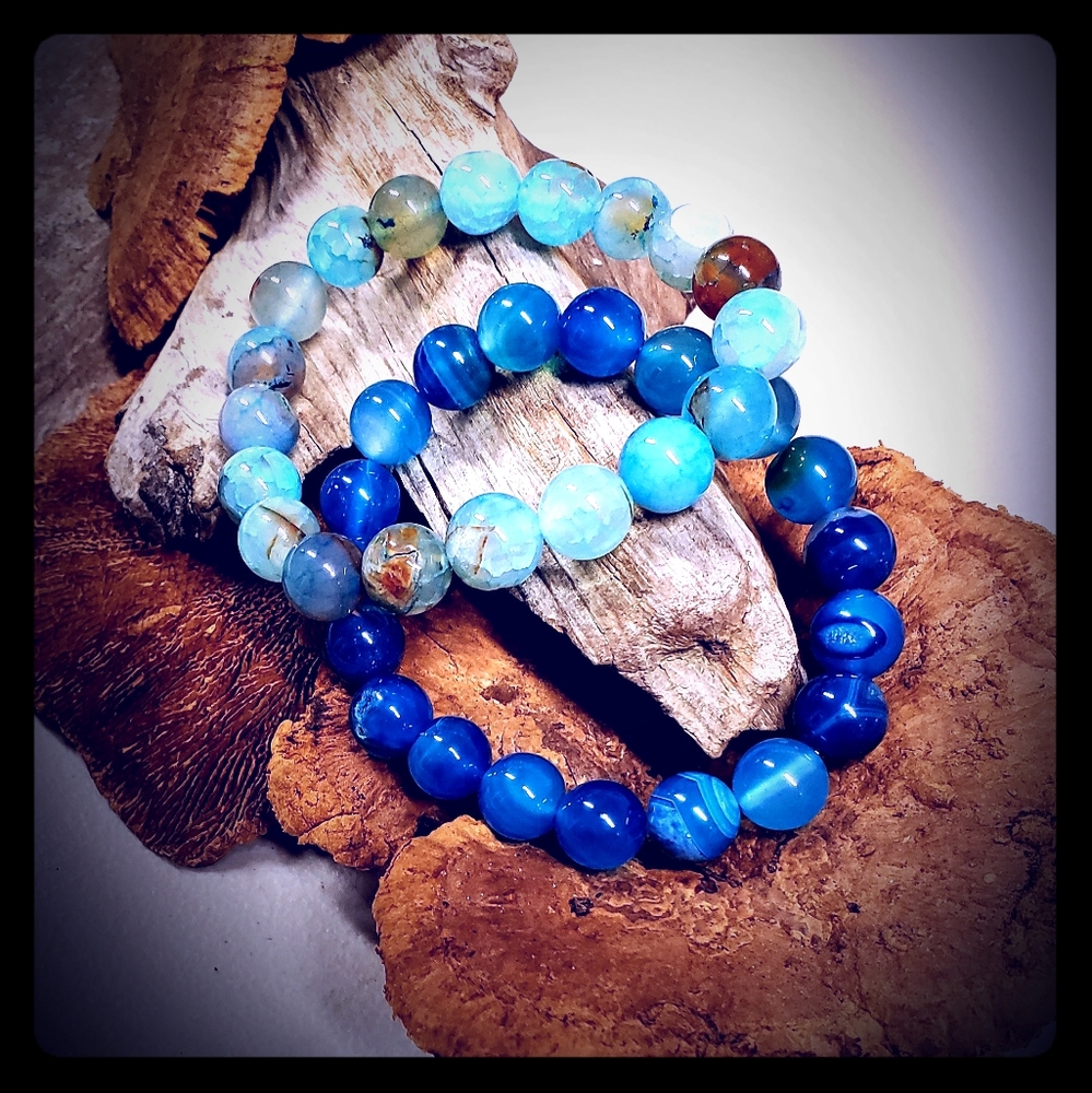 Lapis lazuli and aquamarine agate stretchy bracele